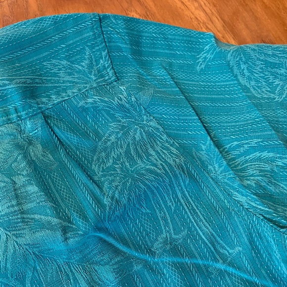 Tommy Bahama large men’s teal blue tropical shirt 100 percent silk - Picture 10 of 10